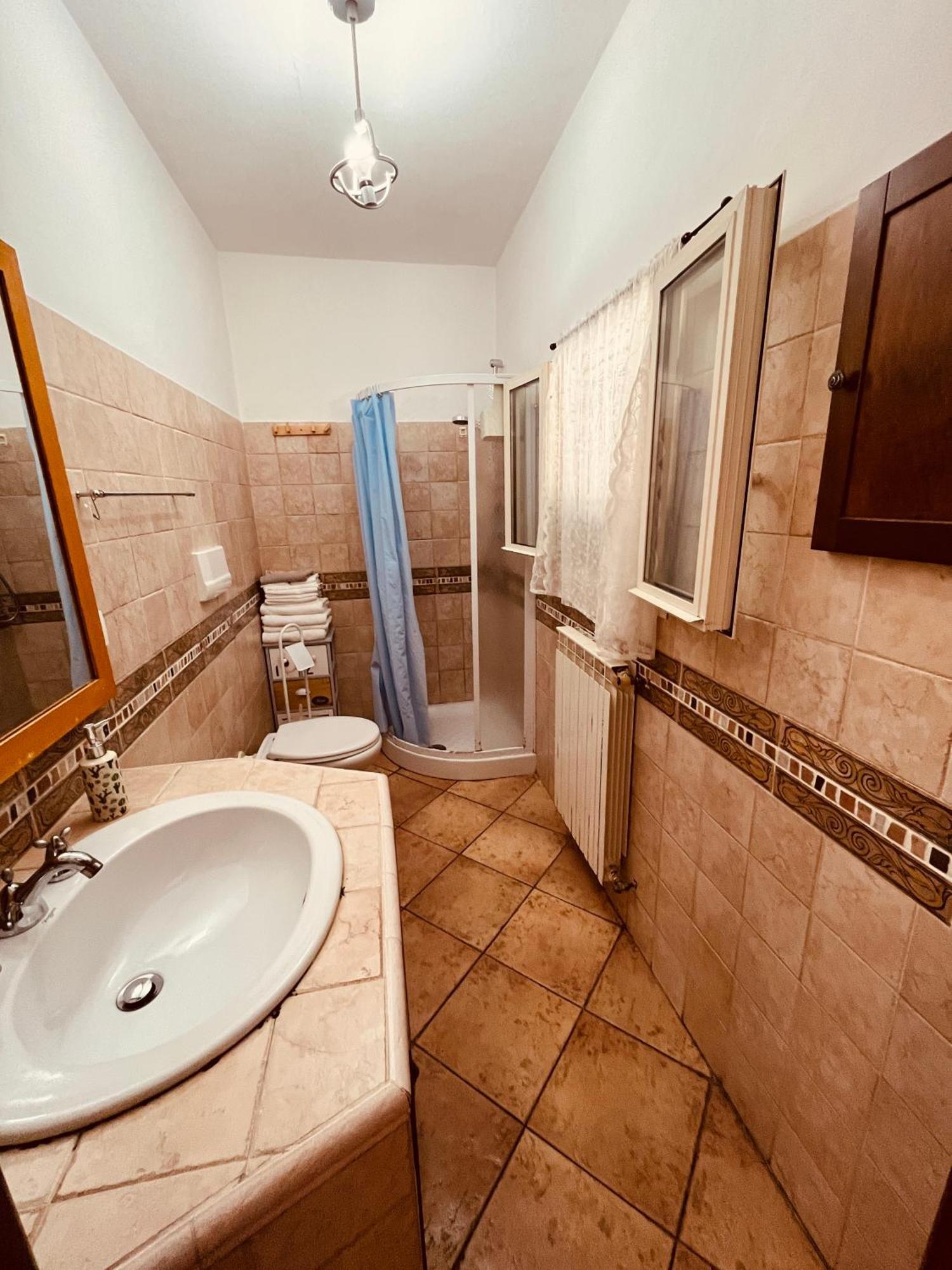 Eremomarino Apartment Livorno Exterior foto